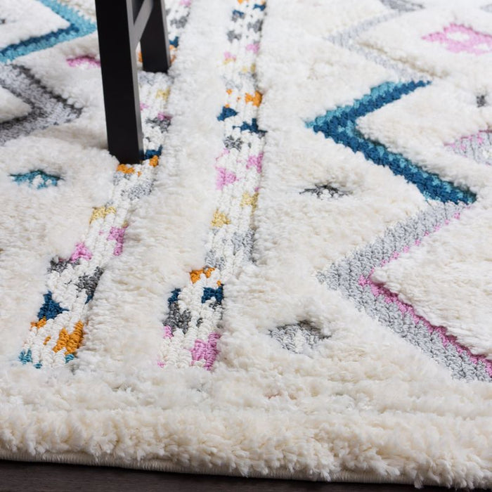Carpette Lola à motifs de chevrons 5 x 8