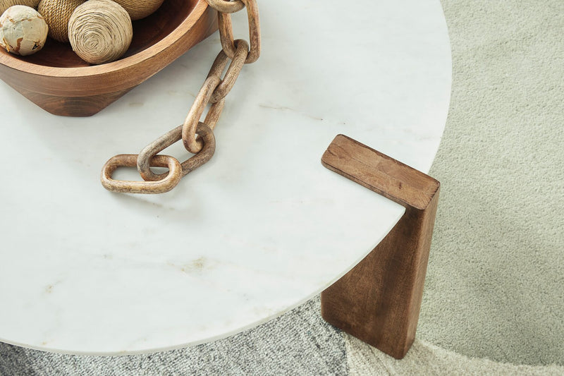 Table à café ronde Merlin de 33 po en bois massif et en marbre - blanche et brune