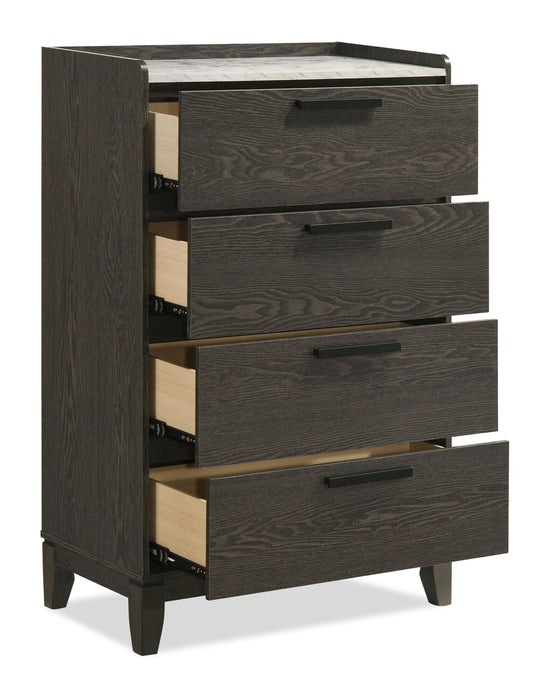 Commode verticale de chambre à coucher Sable de 31 po (L) x 47 po (H) à 4 tiroirs - brun clair