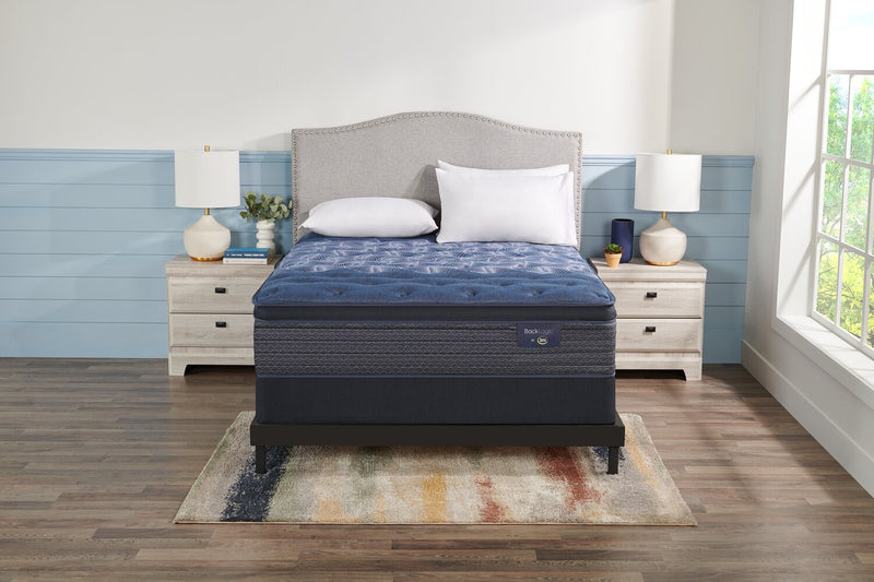 Matelas moelleux à Euro-plateau Back Logic 3.0 de Serta pour très grand lit