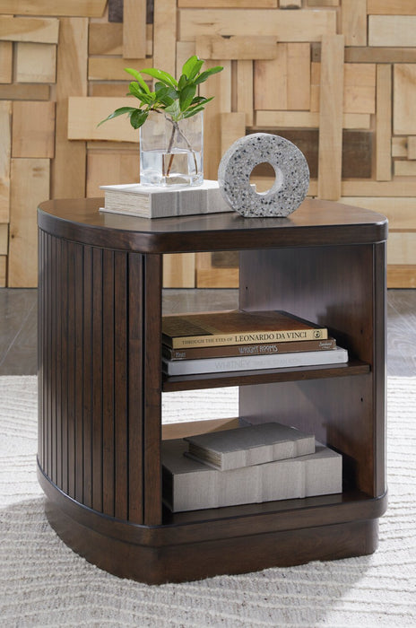 Table de bout moderne Vernon de 25 po en bois massif avec 2 tablettes - brun foncé