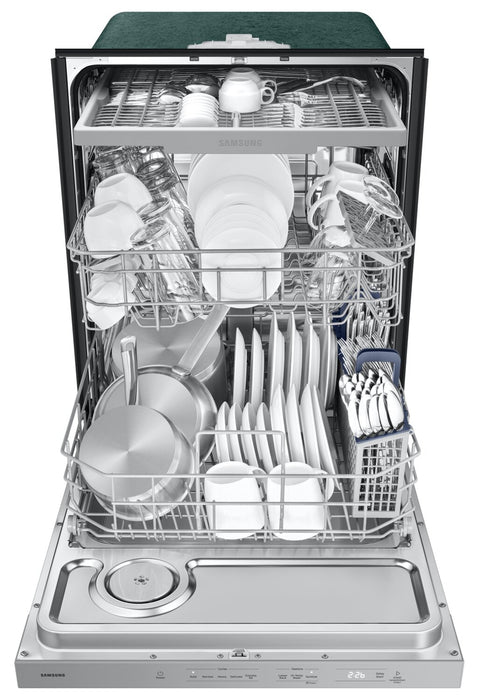 Lave-vaisselle Samsung de série 5500 de 24 po et de 48 dBA avec commandes sur le dessus et 3e panier - DW80DG5500SRAA
