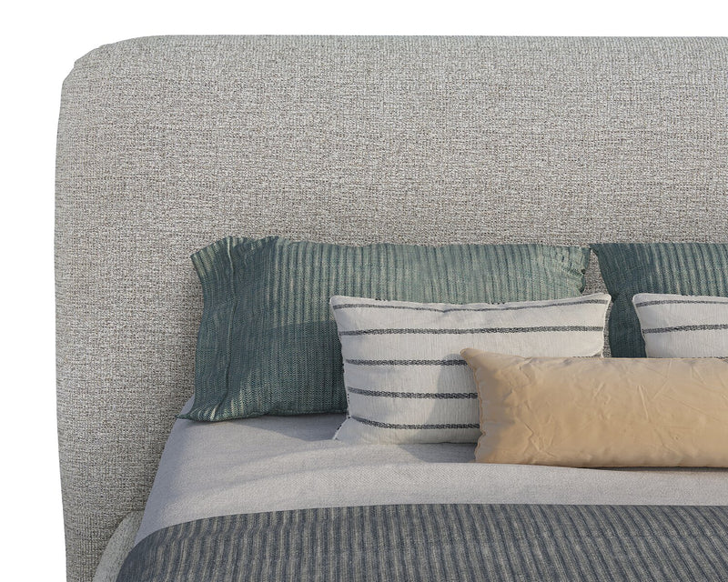 Lit plateforme rembourré Luka en tissu de polyester gris, moderne – format grand lit