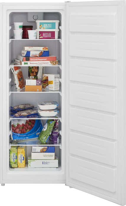 Congélateur vertical Frigidaire de 7 pi³ qui convient à une installation dans un garage - blanc - FFUE0725AW