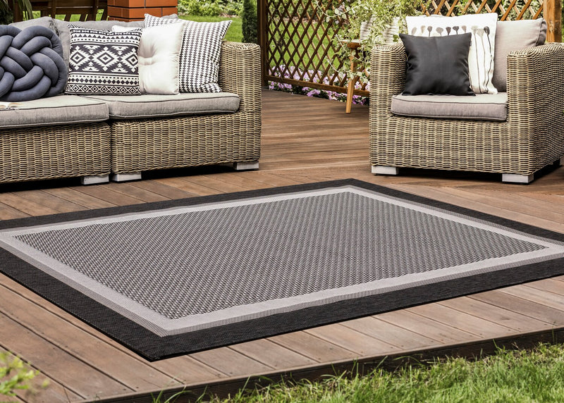 Carpette Milo à tissage plat monochrome 6 pi 7 po x 9 pi 6 po pour l’extérieur - grise