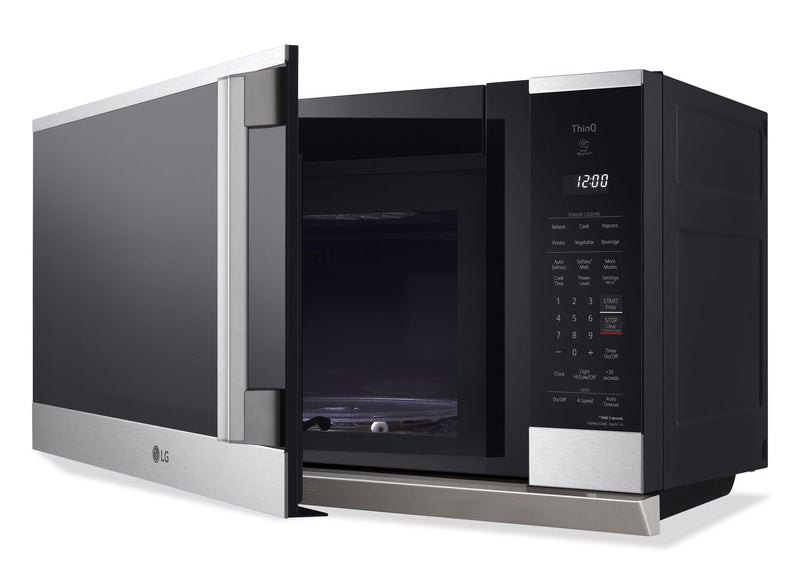 Four à micro-ondes à hotte intégrée intelligent LG de 2,1 pi3 avec EasyCleanMD - MVEL2125X