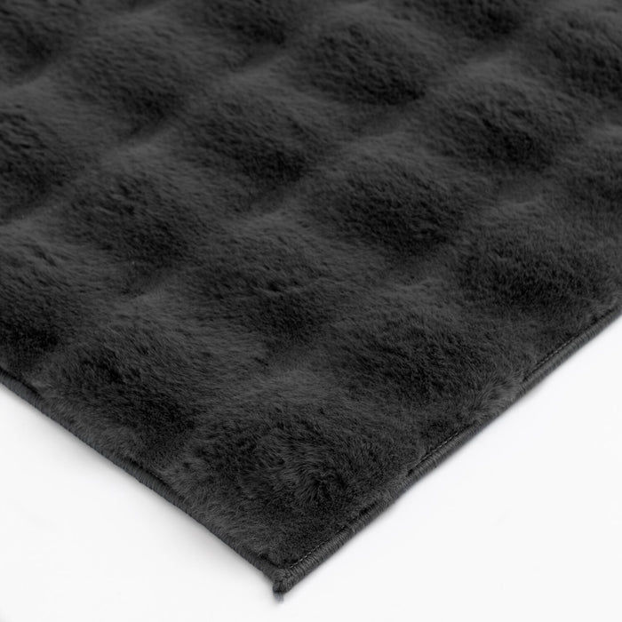 Carpette Bubble en fausse fourrure gris foncé avec revers en mousse à mémoire de forme - 7 pi x 10 pi