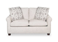  Causeuse Mallie de 60 po en tissu de chenille avec accoudoirs enroulés et pattes en bois - blanc coquillage