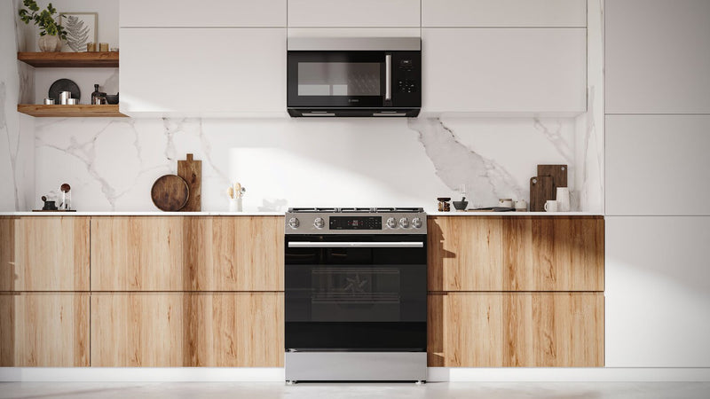 Cuisinière à gaz Bosch série 100 de 5,8 pi3 et de 30 po avec préchauffage rapide et friture à air - acier inoxydable - HGF1050MUC