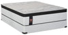 Ensemble Matelas luxueux ferme à Euro-plateau Bronson PosturepedicMD Plus de série 1000 de Sealy pour lit simple