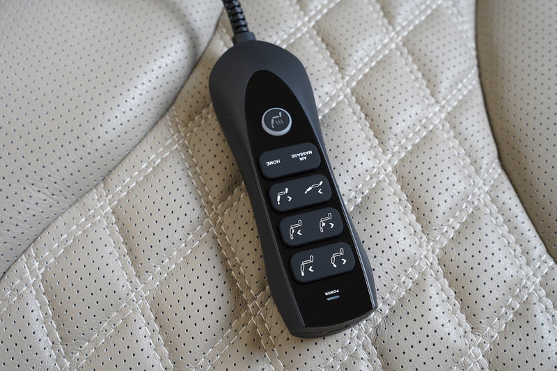 Sofa de massage à inclinaison électrique Elite de 86 po en cuir véritable avec son immersif et appuie-têtes électriques - mastic