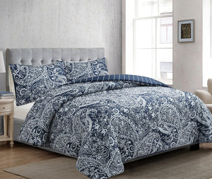 Ensemble d’édredon Lochlan 3 pièces pour lit double et grand lit - bleu marine et blanc