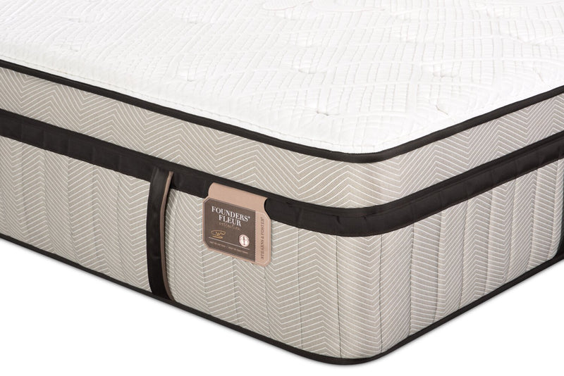 Matelas luxueux à Euro-plateau Middlesbrough de Stearns & Foster pour très grand lit