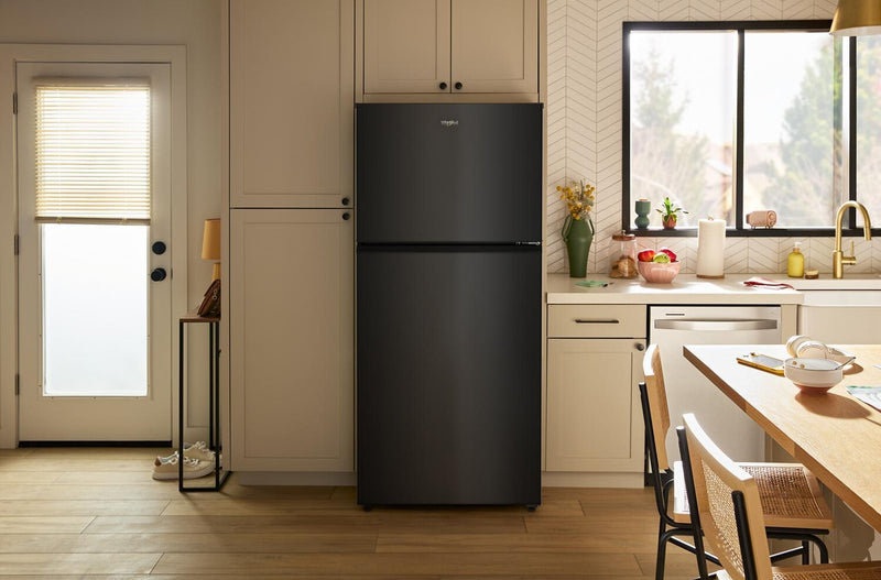 Réfrigérateur Whirlpool de 19 pi³ et de 29,5 po à congélateur supérieur - noir - WRTX5419SB
