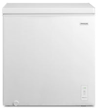 Congélateur coffre convertible en réfrigérateur Frigidaire de 7 pi3 qui convient à une installation dans un garage - FFCS0762AW