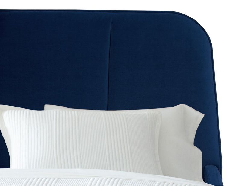 Lit plateforme rembourré Mave en tissu de velours bleu - format très grand lit