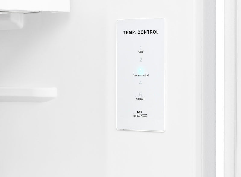 Réfrigérateur Hisense de 18 pi³ et de 30 po à congélateur supérieur - acier inoxydable - RT18A2FID