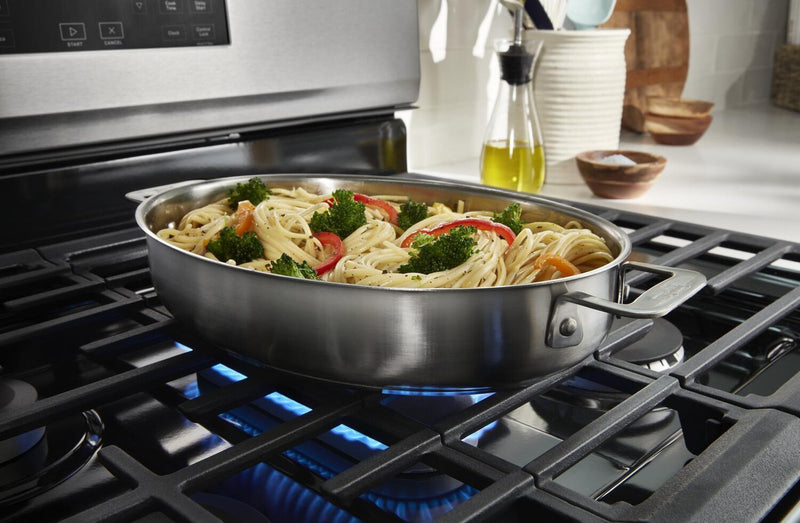 Cuisinière à gaz Whirlpool de 5,0 pi³ et de 30 po avec cuisson à air - acier inoxydable résistant aux traces de doigts - WFGS4530SZ