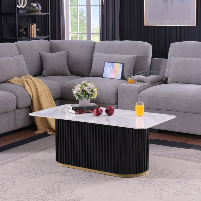 Table à café rectangulaire moderne Capri Kort & Co. de 47,5 po avec dessus en pierre frittée blanche - noire et dorée