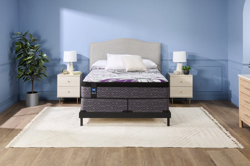 Ensemble Matelas à Euro-plateau Bloomfield 2.0 PosturepedicMD de Sealy pour très grand lit