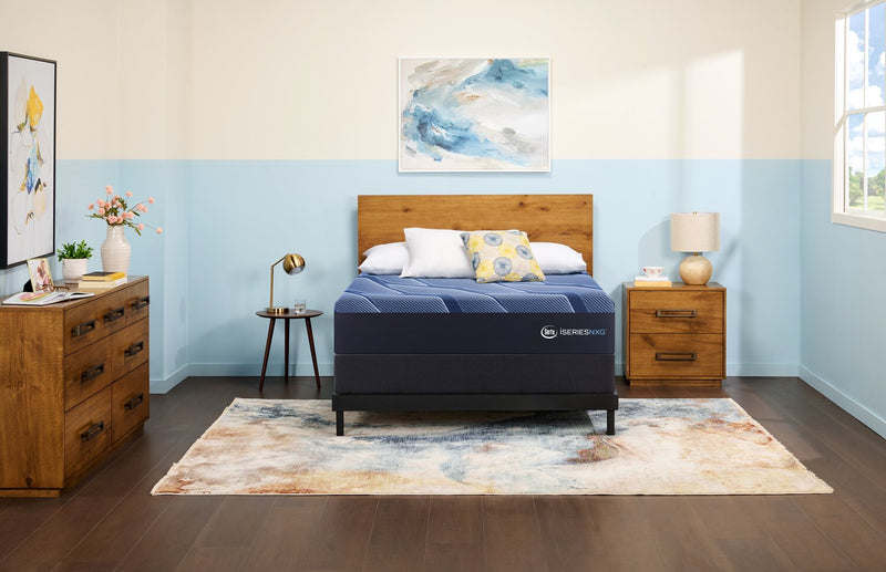 Ensemble matelas luxueux ferme à plateau régulier NXG1200 iSeries de Serta pour lit double