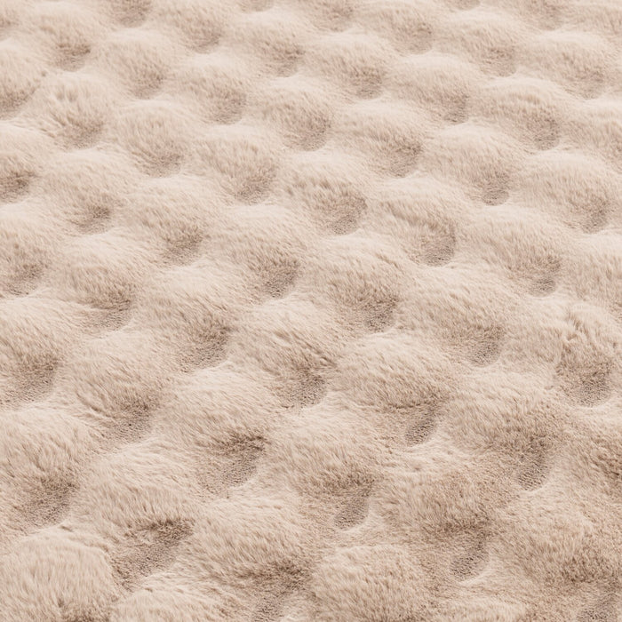Carpette Bubble en fausse fourrure taupe avec revers en mousse à mémoire de forme - 5 pi x 7 pi