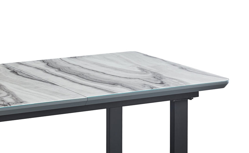 Table de salle à manger Ezra de 63 po à 79 po (L) avec rallonge papillon se rangeant, en métal, en verre et en imitation de marbre - blanche