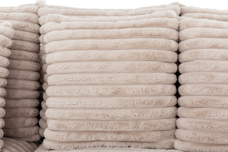 Sofa sectionnel Alto 2 pièces en tissu de fausse fourrure très douce avec deux porte-gobelets et ports USB - vison taupe