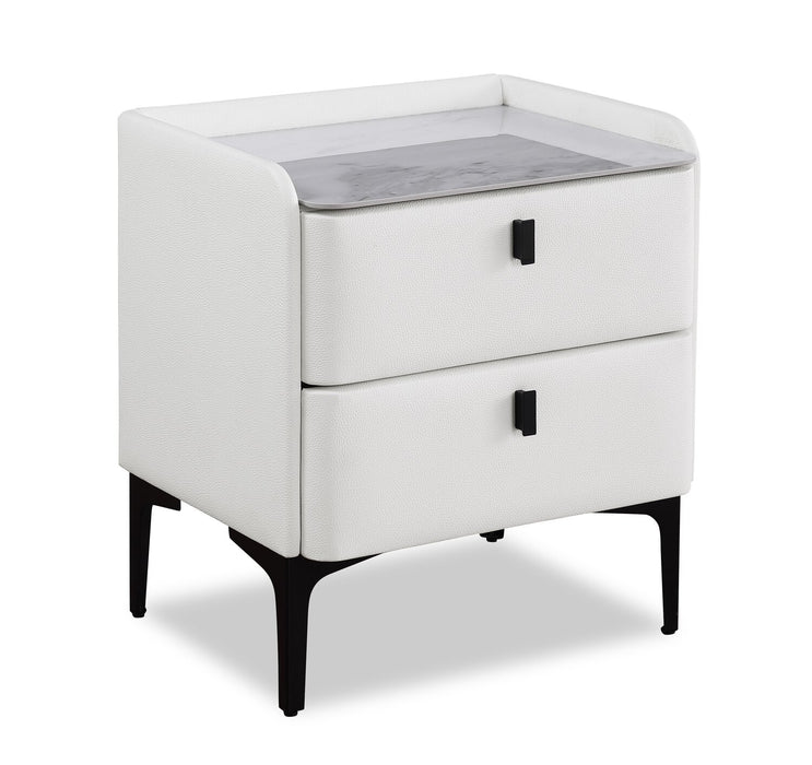 Table de nuit rembourrée Nova de 20,25 po (l) x 22,5 po (H) à 2 tiroirs avec dessus en pierre frittée - blanche
