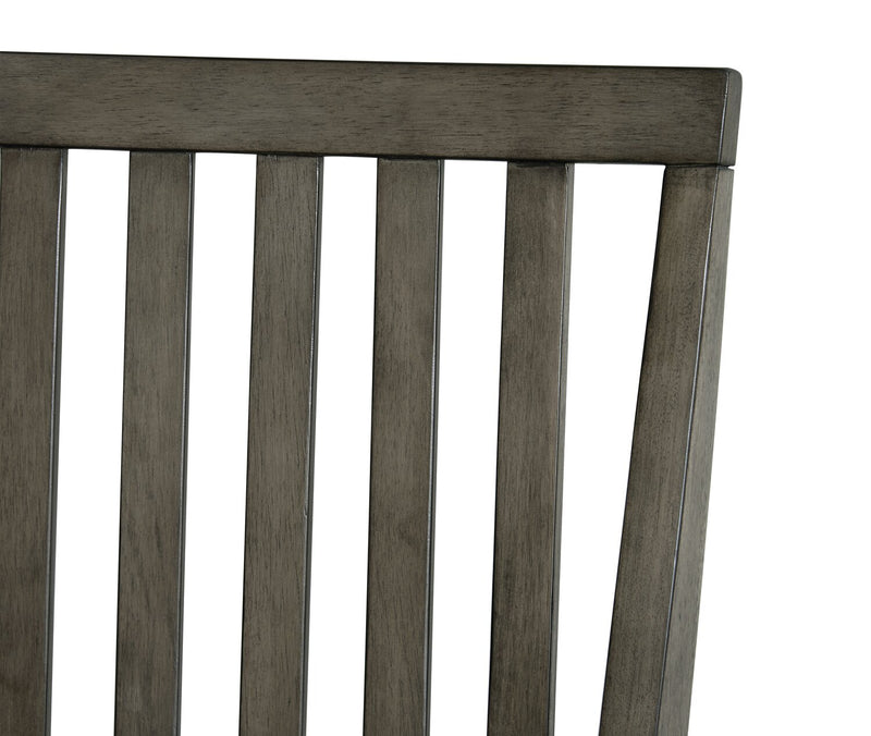 Chaise de salle à manger Bryn avec siège en tissu et dossier à lattes - gris foncé