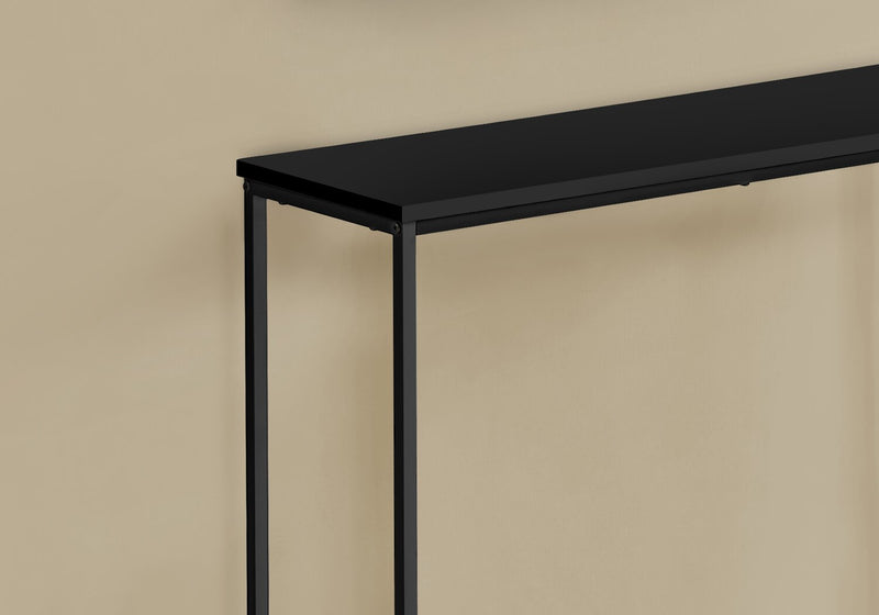 Table de salon moderne Alma de 31,5 po - noire avec armature en métal noir