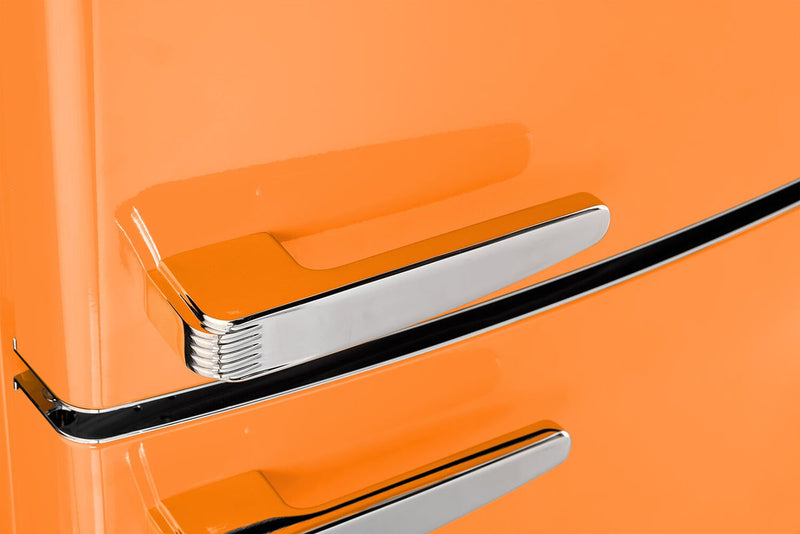 Réfrigérateur Classic Rétro d’Unique de 28 po et de 17 pi3 à congélateur inférieur - orange - UNQ-455L O AC