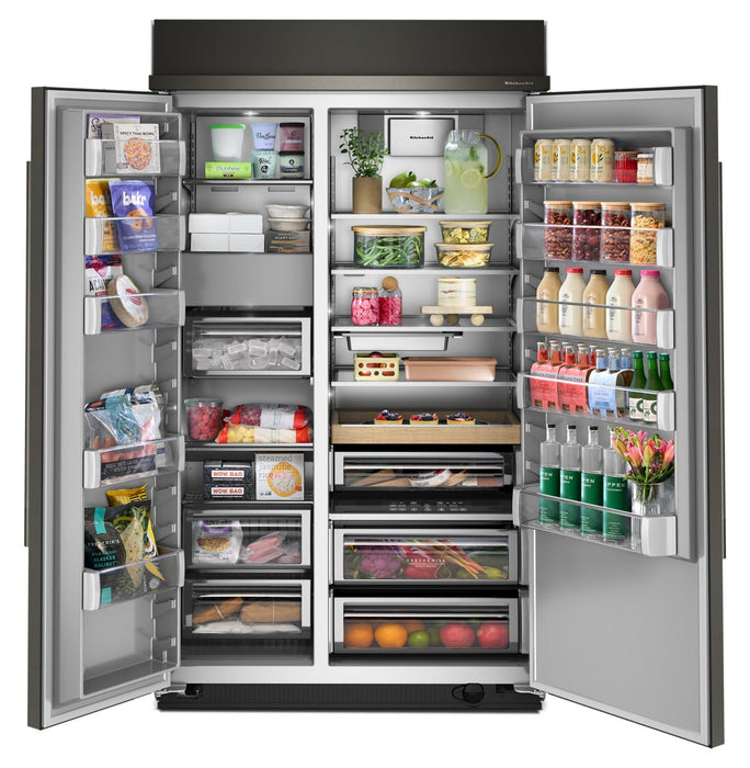 Réfrigérateur encastré KitchenAid de 29,4 pi3 et de 48 po à compartiments juxtaposés - minerai noir - KBSN748SBE