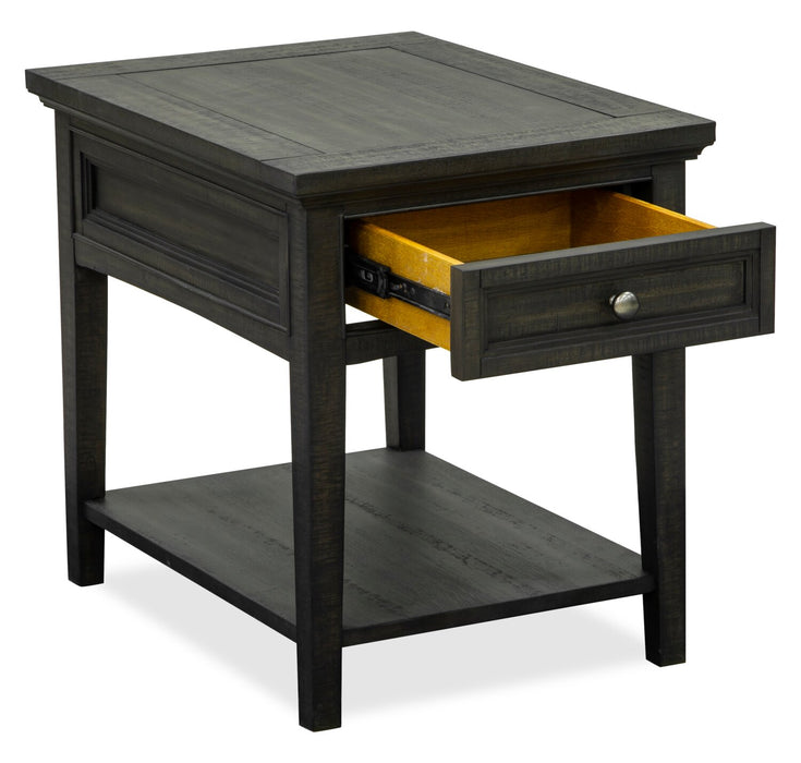 Table de bout traditionnelle Hanson de 20 po en pin - graphite