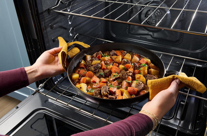 Cuisinière à gaz Whirlpool de 5 pi³ et de 30 po avec cuisson à air - noir sur acier inoxydable - WSGS5030SV