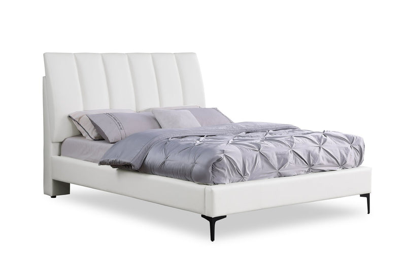 Lit plateforme rembourré Nova en tissu de cuir végétalien blanc - format très grand lit