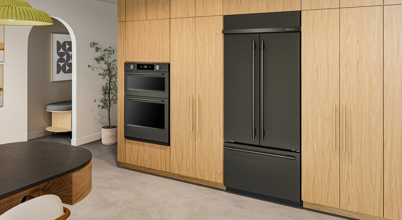 Réfrigérateur KitchenAid de 20,8 pi3 et de 36 po à portes françaises à congélateur inférieur - minerai noir - KBFN536SBE