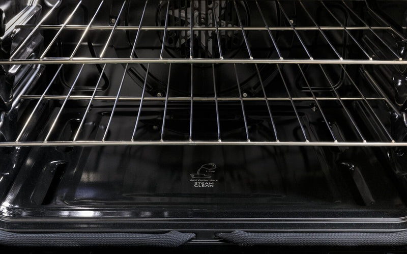 Cuisinière électrique intelligente GE de 30 po - acier inoxydable résistant aux traces de doigts - PCB900YVFS