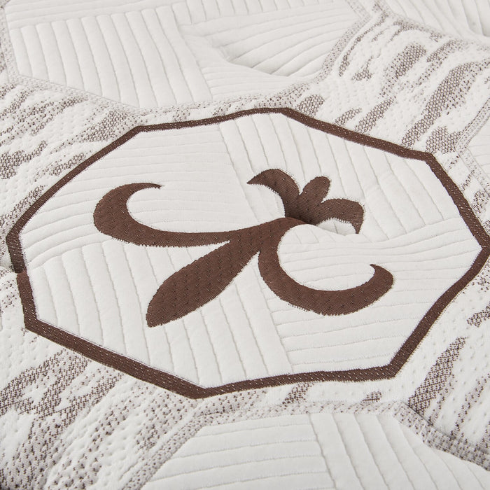 Matelas moyen luxueux à plateau-coussin Burnley de Stearns & Foster pour grand lit