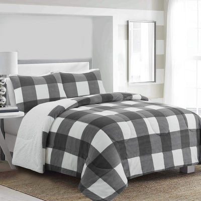 Henrick 3-Piece King Sherpa Comforter Set – Grey | Ensemble d’édredon Henrick 3 pièces en sherpa pour très grand lit – gris
