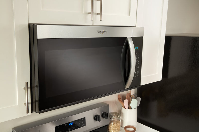 Four à micro-ondes à hotte intégrée Whirlpool de 1,7 pi3 - acier inoxydable - YWMMS3130RS