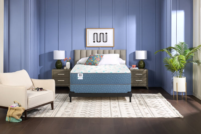 Ensemble Matelas à plateau régulier Cabo Resort Luxury Posturepedic Crown Jewel de Sealy pour grand lit