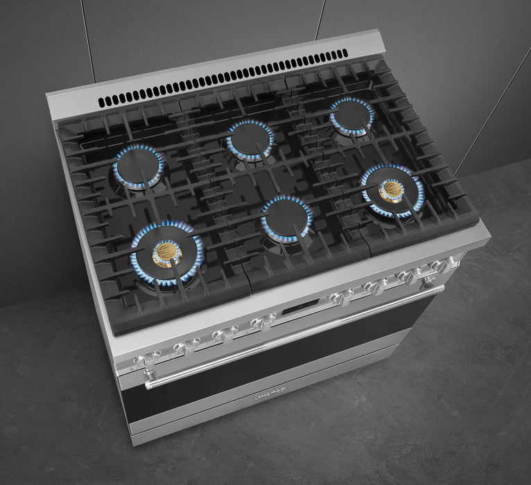 Cuisinière professionnelle à gaz Smeg de 4,6 pi3 - SPR36UGMX