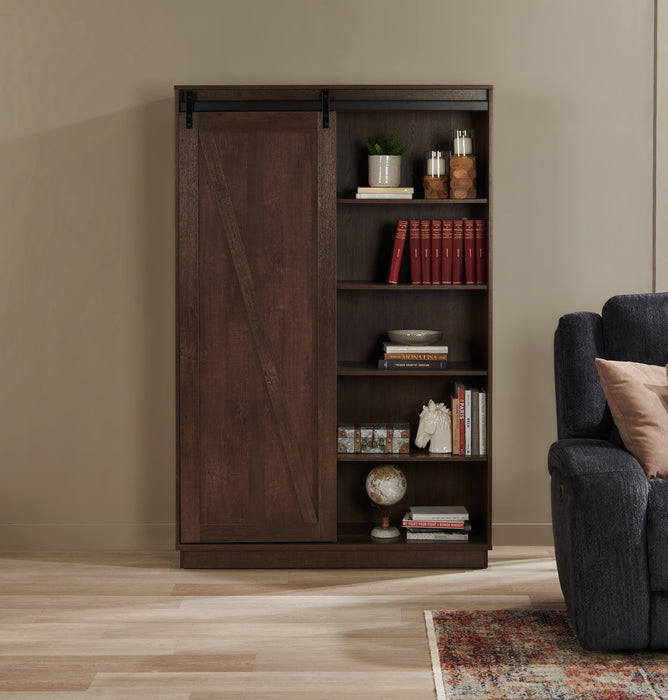 Armoire décorative de rangement Warren de 47,25 po avec porte coulissante de style grange - chêne noyer
