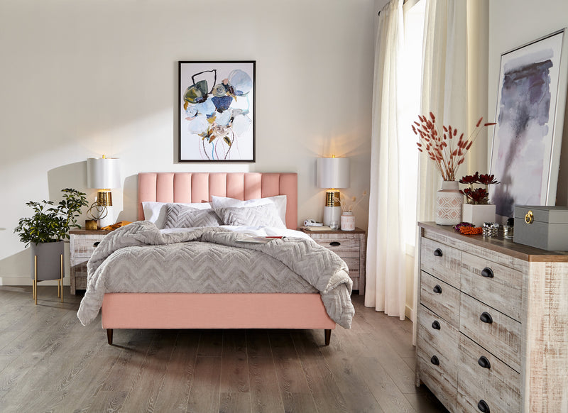 Lit plateforme rembourré Rain de Kort & Co. en tissu rose capitonné - format grand lit