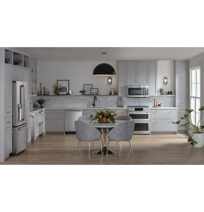 Cuisinière intelligente à induction Café de 7 pi³ avec convection européenne véritable et grilles autonettoyantes - acier inoxydable - CCHS950P2MS1