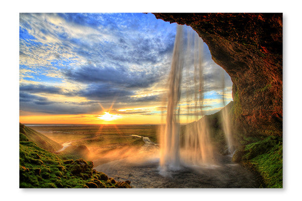  Seljalandfoss Waterfall At Sunset 24 po x 36 po : Cadre d'art mural et panneau de tissu