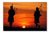  Pipers At Sunset 16 po x 24 po : Cadre d'art mural et panneau de tissu