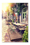  Cafe Terrace In Small European City 28 po x 42 po : Cadre d'art mural et panneau de tissu