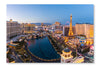 Cityscape of Las Vegas Strip Aerial View 24 po x 36 po : Oeuvre d’art murale en panneau de tissu sans cadre